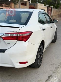 تۆیۆتا کۆرۆلا